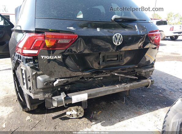 3VV1B7AX4JM015247 2018 VOLKSWAGEN TIGUAN Черный Вид спереди