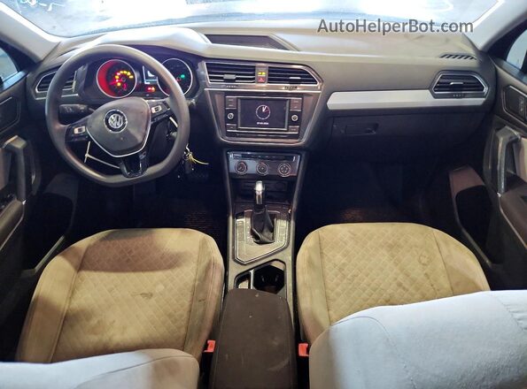 3VV1B7AX4JM040200 2018 VOLKSWAGEN TIGUAN Black Вид панелі приладів
