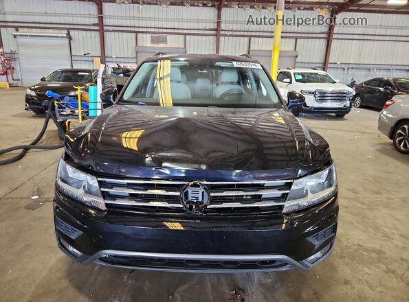3VV1B7AX4JM040200 2018 VOLKSWAGEN TIGUAN Black Вид спереду