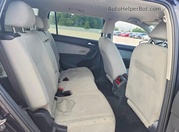 3VV1B7AX4KM173685 2019 VOLKSWAGEN TIGUAN Black Vista interior trasera