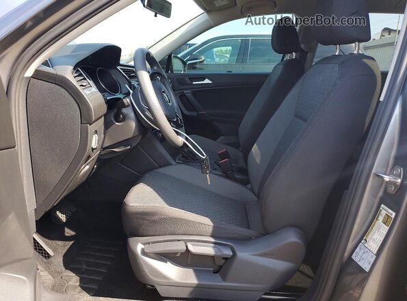 3VV1B7AX4LM149209 2020 VOLKSWAGEN TIGUAN Gray Widok wnętrza z przodu