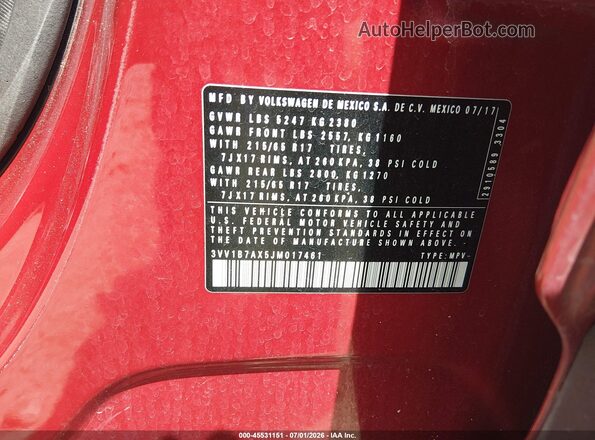 3VV1B7AX5JM017461 2018 VOLKSWAGEN TIGUAN Red Engine compartment view