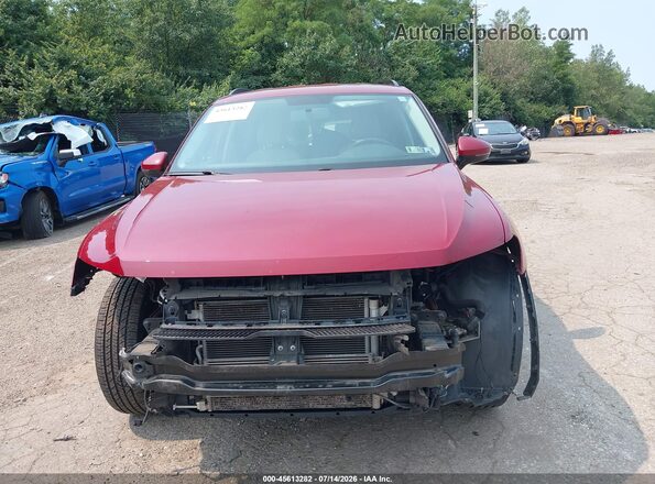 3VV1B7AX6JM021275 2018 VOLKSWAGEN TIGUAN Red Widok wnętrza z tyłu