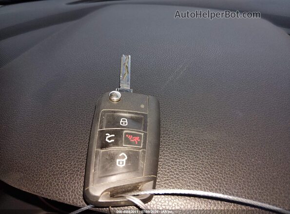 3VV1B7AX6LM029492 2020 VOLKSWAGEN TIGUAN Black Widok deski rozdzielczej