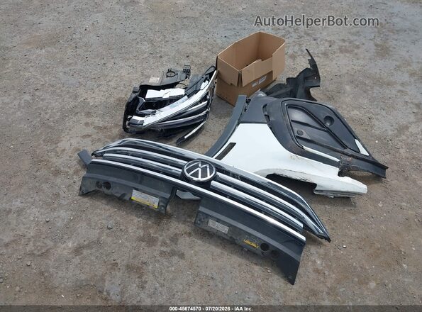 3VV1B7AX6NM098007 2022 VOLKSWAGEN TIGUAN White Instrument cluster view