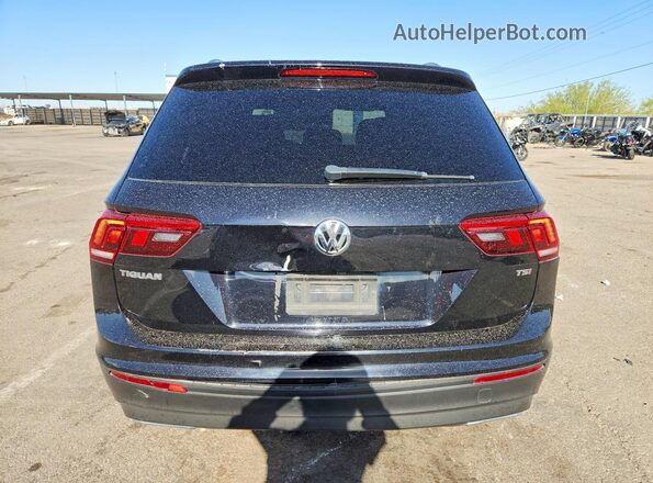3VV1B7AX7JM087740 2018 VOLKSWAGEN TIGUAN Black Widok z tyłu