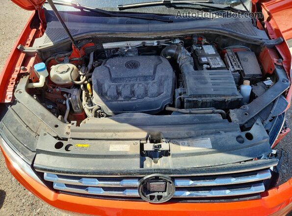 3VV1B7AX7KM140485 2019 VOLKSWAGEN TIGUAN Orange Widok komory silnika