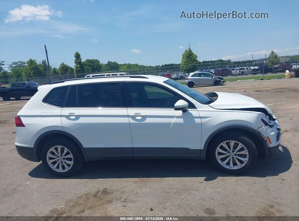 3VV1B7AX8LM083716 2020 VOLKSWAGEN TIGUAN White Rear interior view