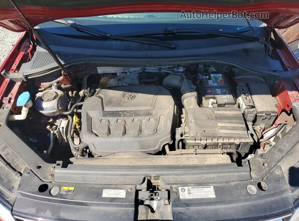 3VV1B7AX9JM064847 2018 VOLKSWAGEN TIGUAN Burgundy Widok komory silnika