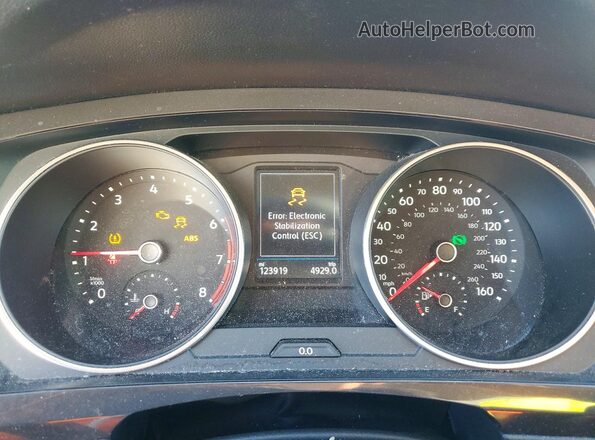 3VV1B7AX9JM111505 2018 VOLKSWAGEN TIGUAN White Vista del cuadro de instrumentos