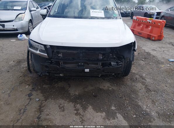3VV2B7AX0JM010325 2018 VOLKSWAGEN TIGUAN White წინა ხედი