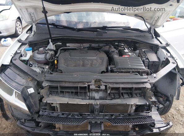 3VV2B7AX0JM010325 2018 VOLKSWAGEN TIGUAN White უკანა ხედი