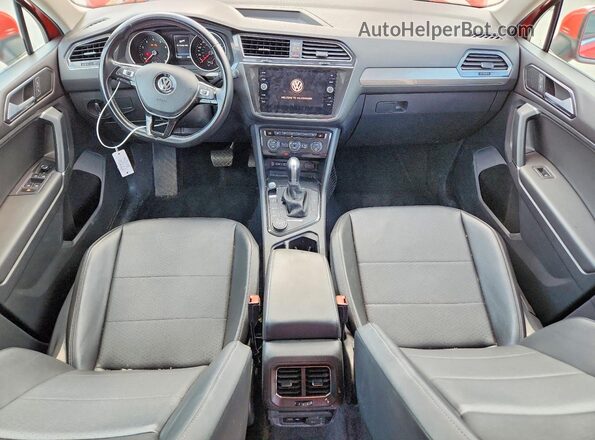 3VV2B7AX0JM070539 2018 VOLKSWAGEN TIGUAN Red წინა პანელის ხედი