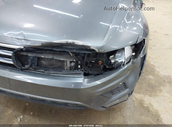 3VV2B7AX0JM169619 2018 VOLKSWAGEN TIGUAN Gray Вид спереду