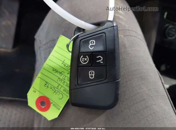 3VV2B7AX0JM169619 2018 VOLKSWAGEN TIGUAN Gray Вид панелі приладів
