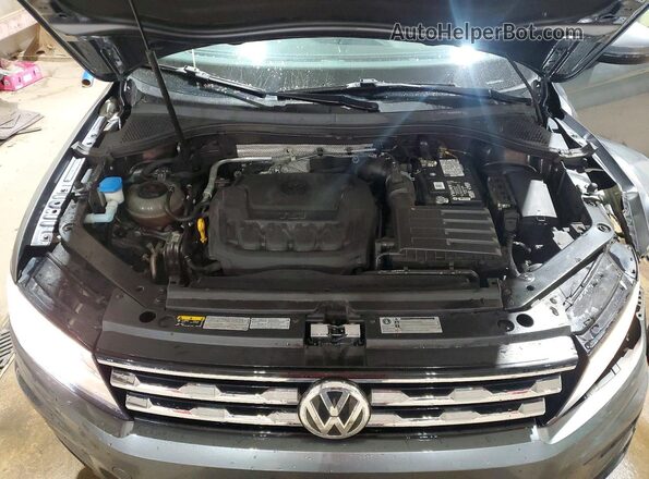 3VV2B7AX0JM191989 2018 VOLKSWAGEN TIGUAN Gray Widok komory silnika