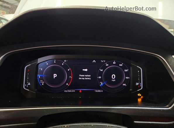 3VV2B7AX0KM191184 2019 VOLKSWAGEN TIGUAN White Vista del cuadro de instrumentos