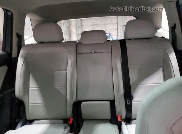 3VV2B7AX0LM168568 2020 VOLKSWAGEN TIGUAN Gray Вид задніх сидінь