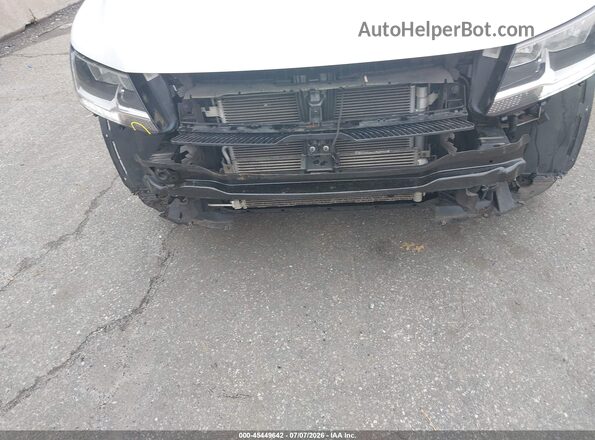 3VV2B7AX0MM024715 2021 VOLKSWAGEN TIGUAN White წინა ხედი
