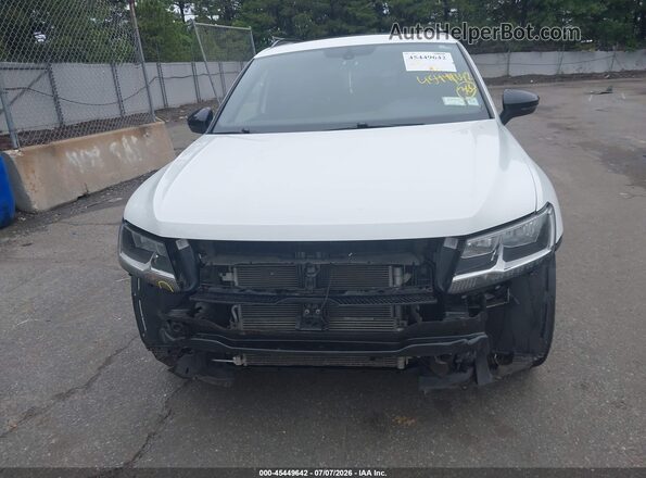 3VV2B7AX0MM024715 2021 VOLKSWAGEN TIGUAN White ხელსაწყოთა პანელის ხედი