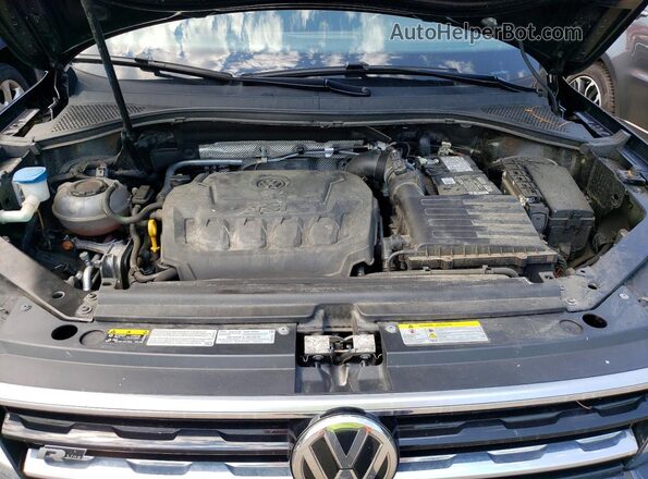 3VV2B7AX0MM110543 2021 VOLKSWAGEN TIGUAN Black Vista del compartimento del motor