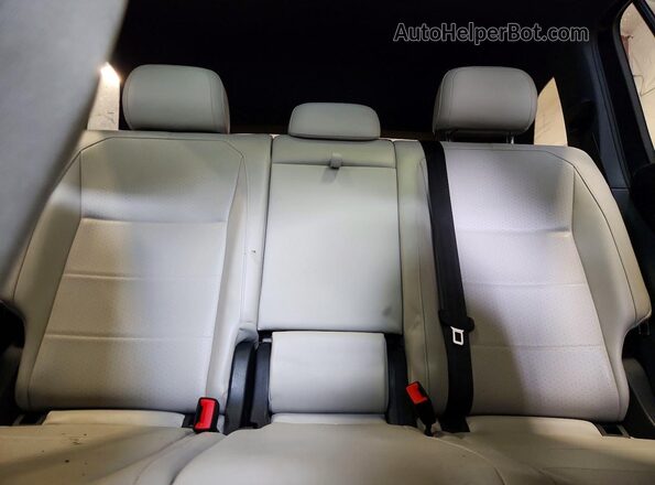 3VV2B7AX0MM150668 2021 VOLKSWAGEN TIGUAN Black Widok tylnych siedzeń