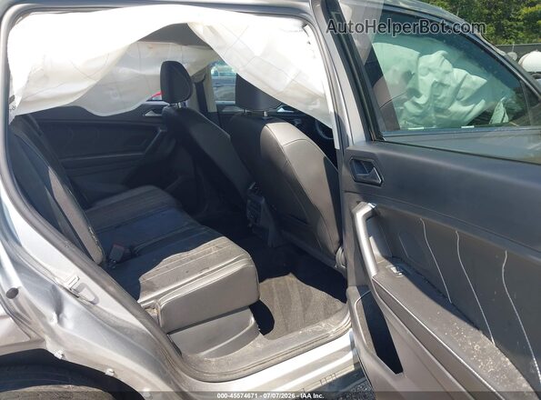 3VV2B7AX0PM061624 2023 VOLKSWAGEN TIGUAN Silver Widok naklejki z numerem VIN