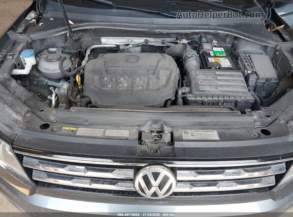 3VV2B7AX1JM014657 2018 VOLKSWAGEN TIGUAN Gray Rear view