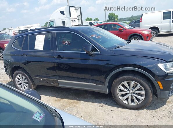 3VV2B7AX1JM050798 2018 VOLKSWAGEN TIGUAN Black Widok wnętrza z tyłu