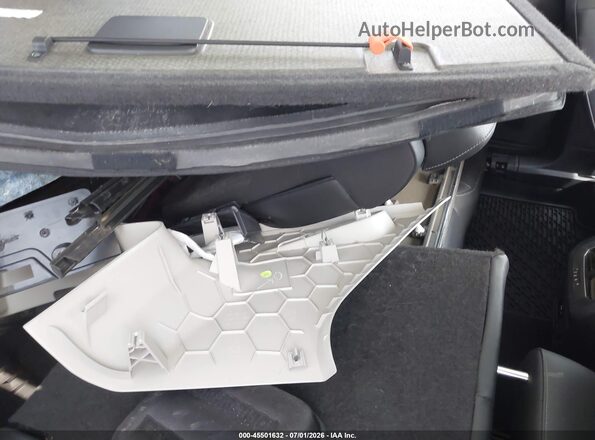 3VV2B7AX1JM050798 2018 VOLKSWAGEN TIGUAN Black Widok naklejki z numerem VIN