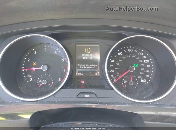 3VV2B7AX1JM072543 2018 VOLKSWAGEN TIGUAN White უკანა სავარძლების ხედი