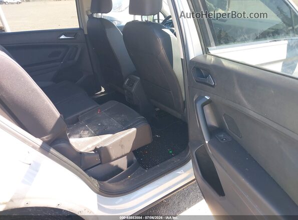 3VV2B7AX1JM072543 2018 VOLKSWAGEN TIGUAN White VIN კოდის სტიკერის ხედი