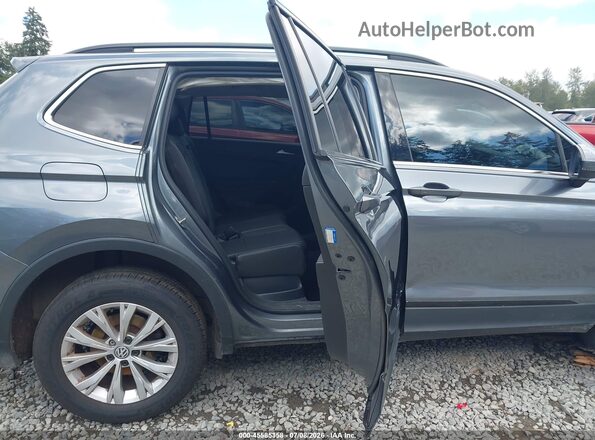 3VV2B7AX1JM081047 2018 VOLKSWAGEN TIGUAN Gray VIN sticker view