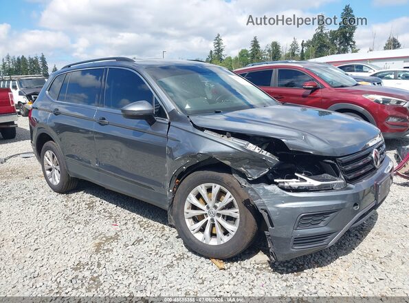 3VV2B7AX1JM081047 2018 VOLKSWAGEN TIGUAN Gray Front view
