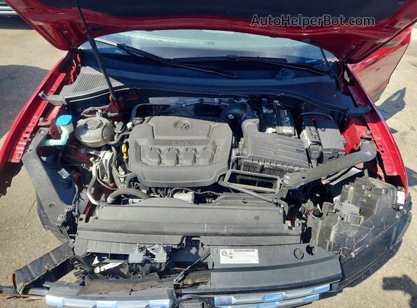 3VV2B7AX1KM099100 2019 VOLKSWAGEN TIGUAN Red Widok komory silnika