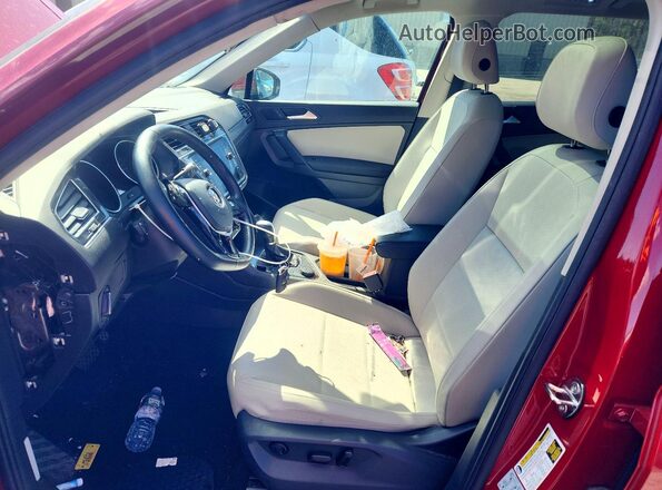 3VV2B7AX1KM099100 2019 VOLKSWAGEN TIGUAN Red Widok wnętrza z przodu