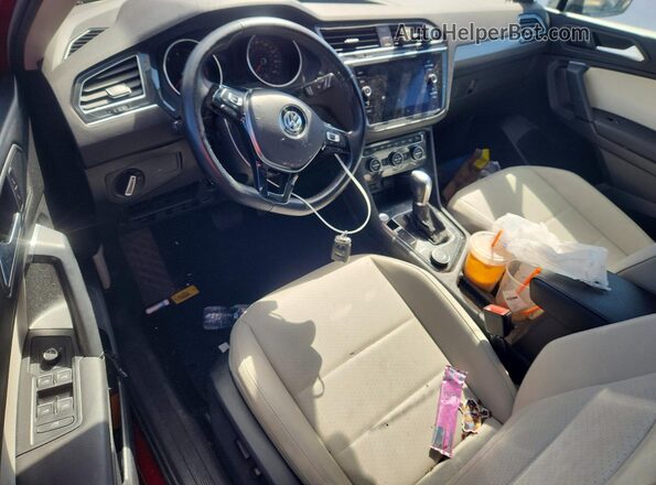 3VV2B7AX1KM099100 2019 VOLKSWAGEN TIGUAN Red Widok deski rozdzielczej