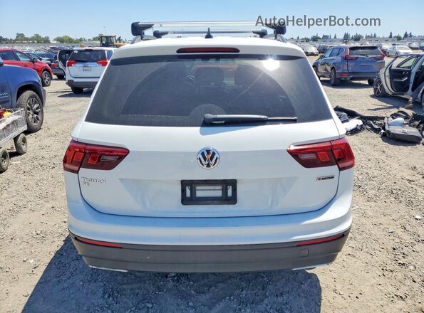 3VV2B7AX1KM124769 2019 VOLKSWAGEN TIGUAN White Widok z tyłu