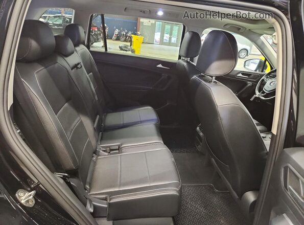 3VV2B7AX1LM010238 2020 VOLKSWAGEN TIGUAN Black Vista interior trasera