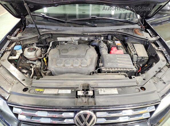 3VV2B7AX1LM010238 2020 VOLKSWAGEN TIGUAN Black Vista del compartimento del motor