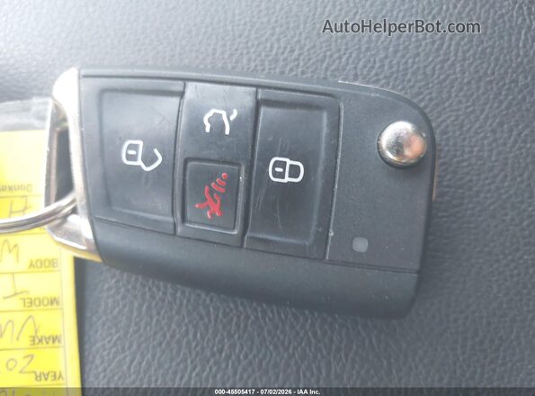 3VV2B7AX1MM051132 2021 VOLKSWAGEN TIGUAN White Dashboard view