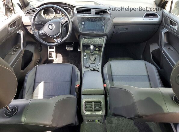 3VV2B7AX1MM053950 2021 VOLKSWAGEN TIGUAN Gray Widok deski rozdzielczej
