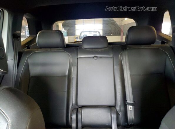 3VV2B7AX1MM107280 2021 VOLKSWAGEN TIGUAN White უკანა სავარძლების ხედი