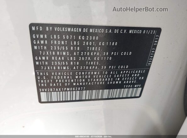 3VV2B7AX1PM062877 2023 VOLKSWAGEN TIGUAN Белый Вид подкапотного пространства