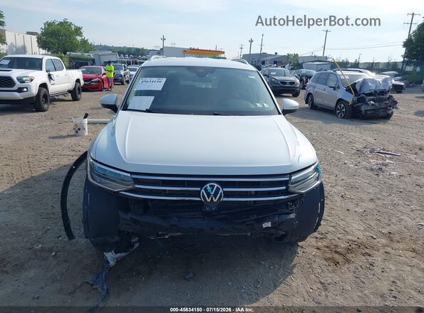 3VV2B7AX1PM062877 2023 VOLKSWAGEN TIGUAN Белый Вид панели приборов