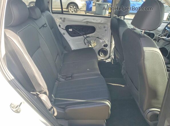 3VV2B7AX1RM042048 2024 VOLKSWAGEN TIGUAN White Вид задньої частини салону
