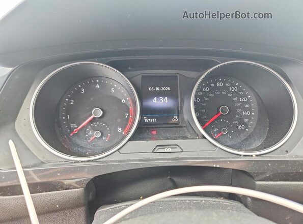 3VV2B7AX2JM001481 2018 VOLKSWAGEN TIGUAN Black Widok zestawu wskaźników