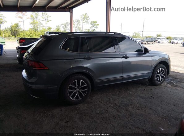 3VV2B7AX2JM003442 2018 VOLKSWAGEN TIGUAN Gray უკანა სალონის ხედი