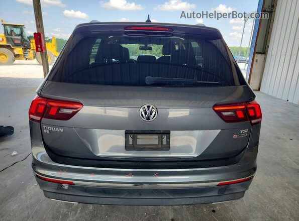 3VV2B7AX2JM061812 2018 VOLKSWAGEN TIGUAN Charcoal Rear view