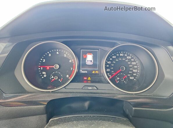 3VV2B7AX2JM061812 2018 VOLKSWAGEN TIGUAN Charcoal Instrument cluster view